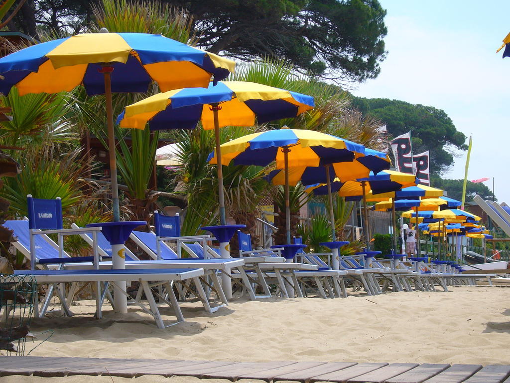 Hotel Giardino Фоллоніка Екстер'єр фото